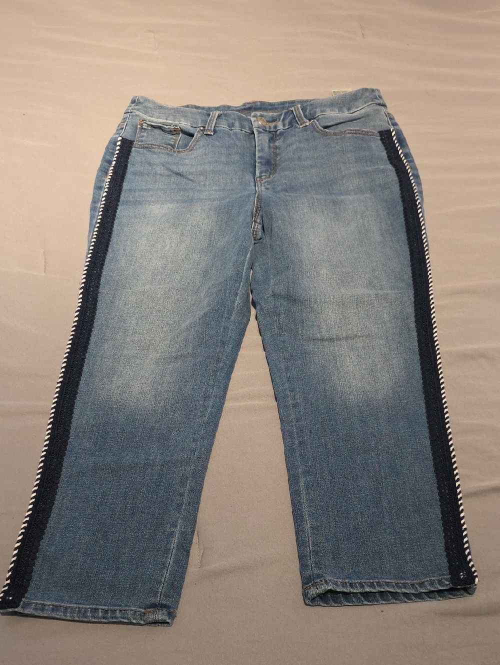 Chico's Light Blue Capris with Navy Side Trim